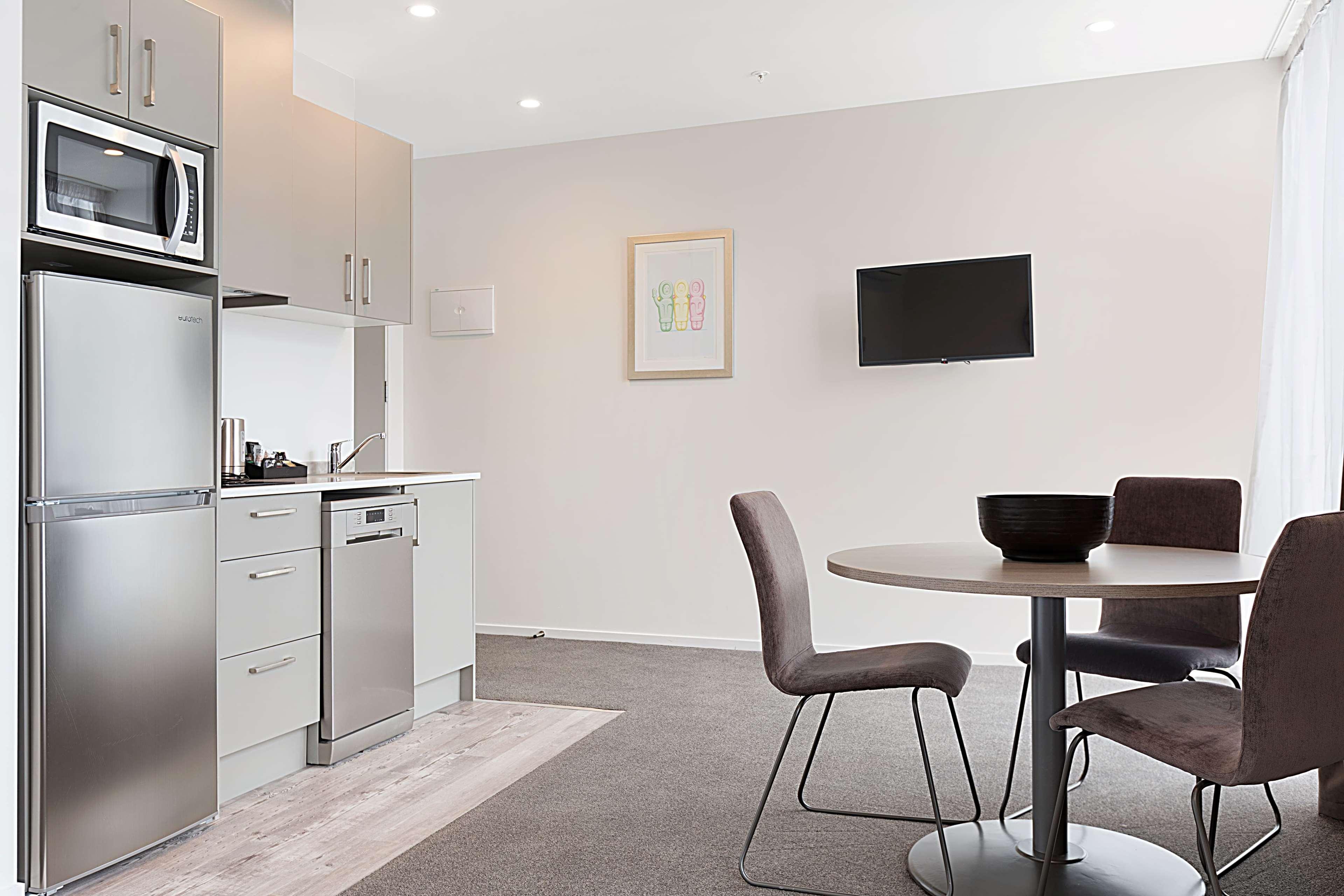 Ramada Suites By Wyndham Victoria Street West Auckland Ngoại thất bức ảnh
