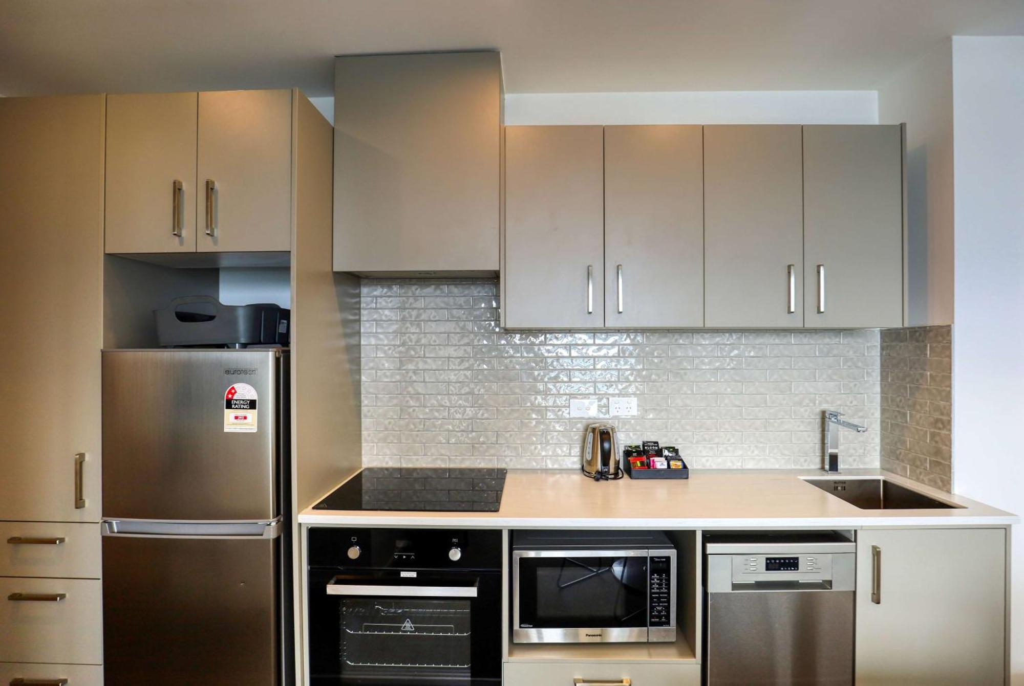 Ramada Suites By Wyndham Victoria Street West Auckland Ngoại thất bức ảnh