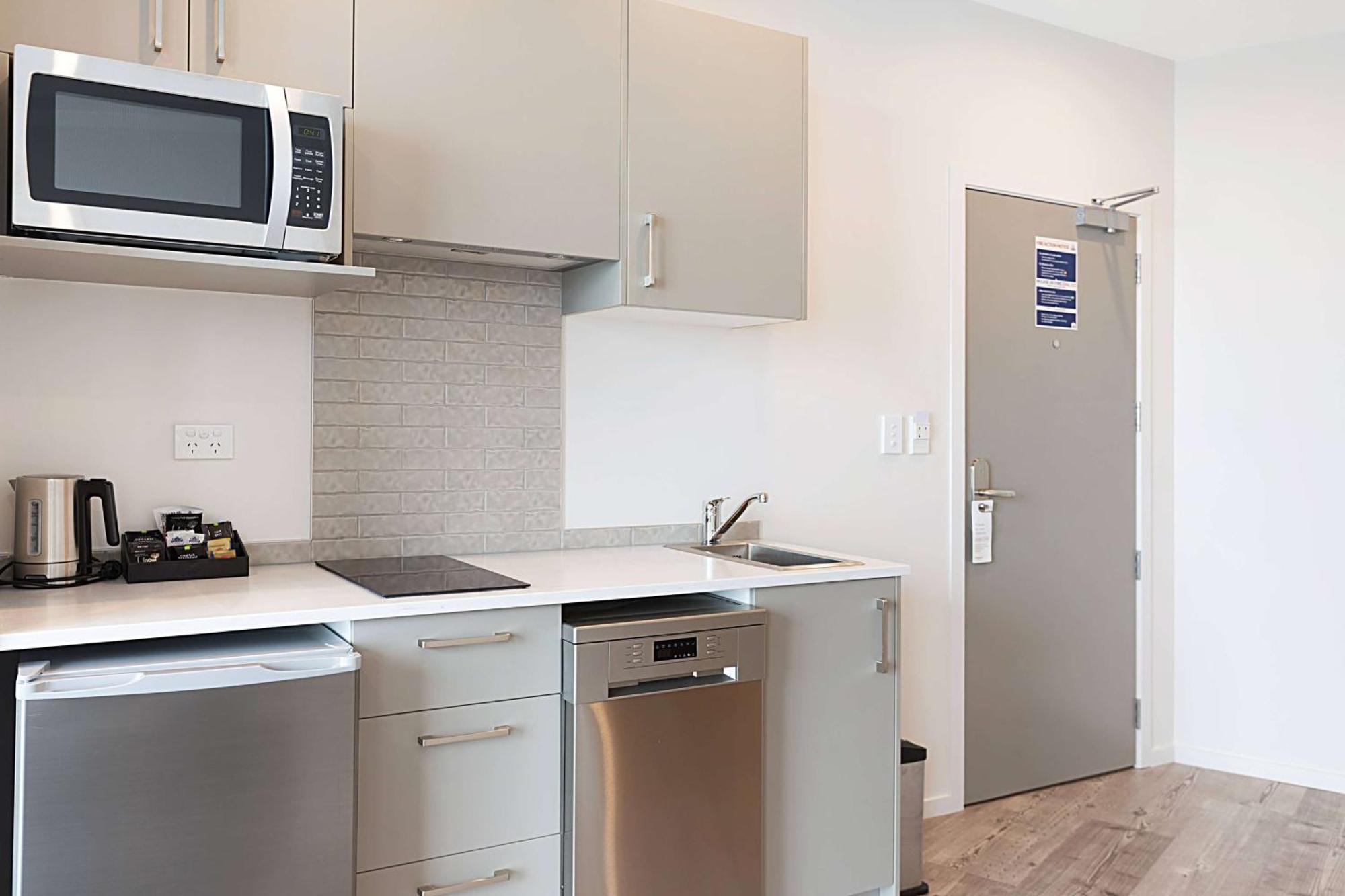 Ramada Suites By Wyndham Victoria Street West Auckland Ngoại thất bức ảnh