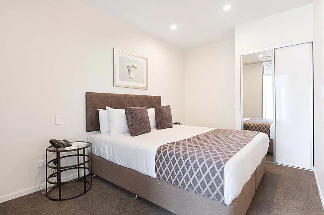Ramada Suites By Wyndham Victoria Street West Auckland Ngoại thất bức ảnh